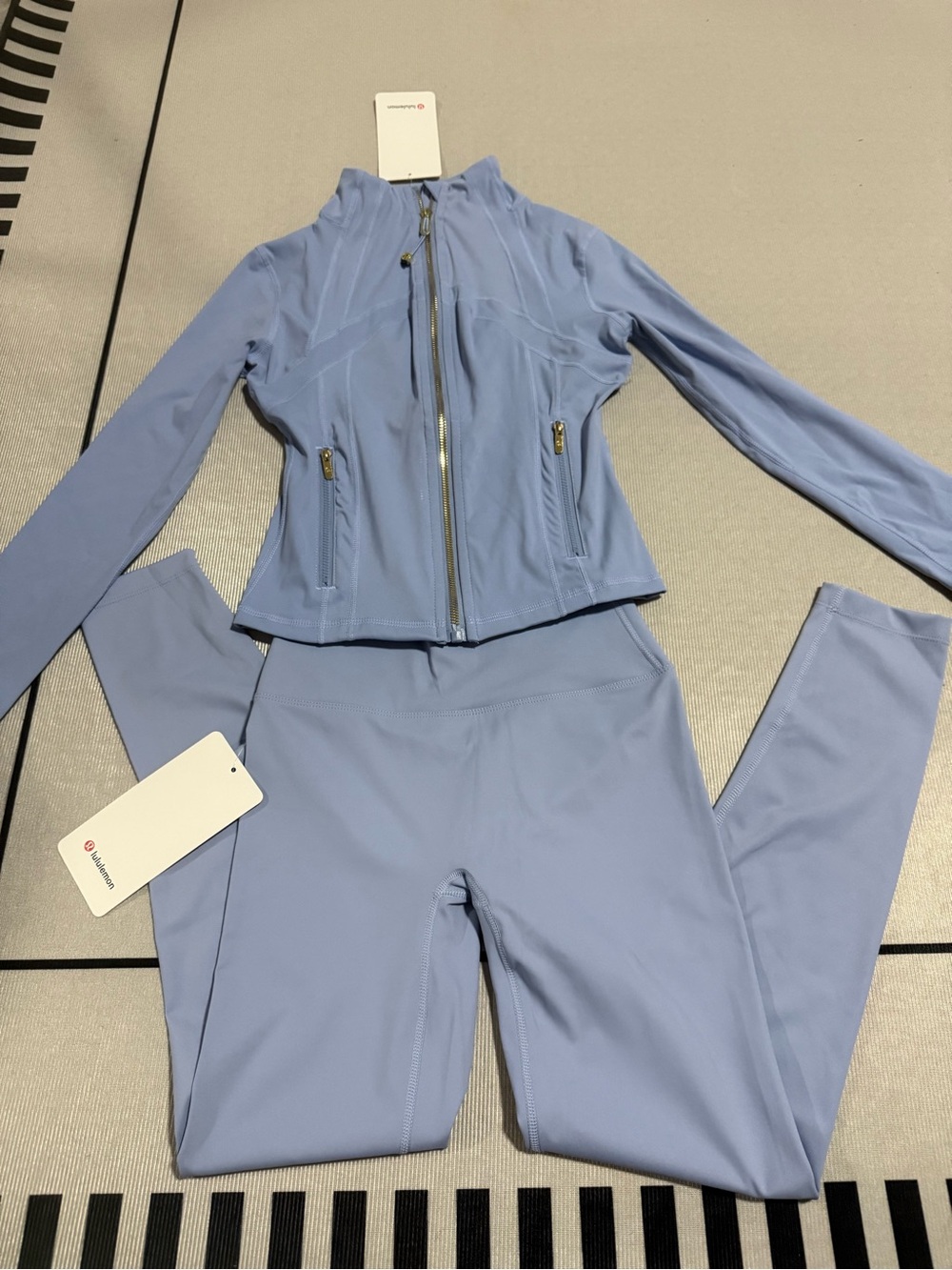 lululemon athletica Powder Blue Zip Jacket with Matching Leggings